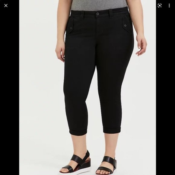 torrid Pants - Torrid Black twill Military Crop Pants 16